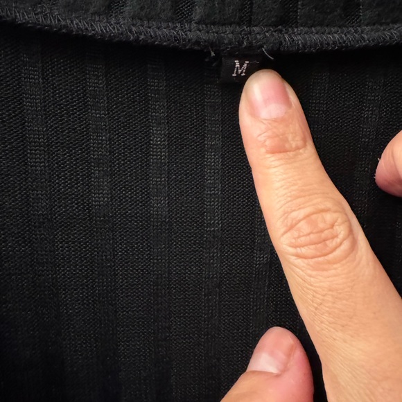 Black Women's Cardigan Sweater size M - Picture 4 of 5